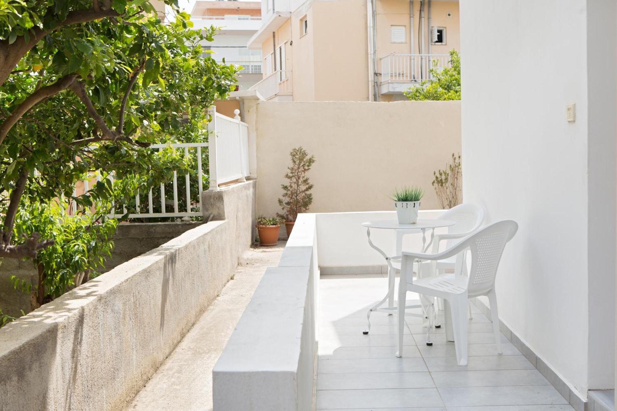 Kostas 2 Apartment Ngoại thất bức ảnh